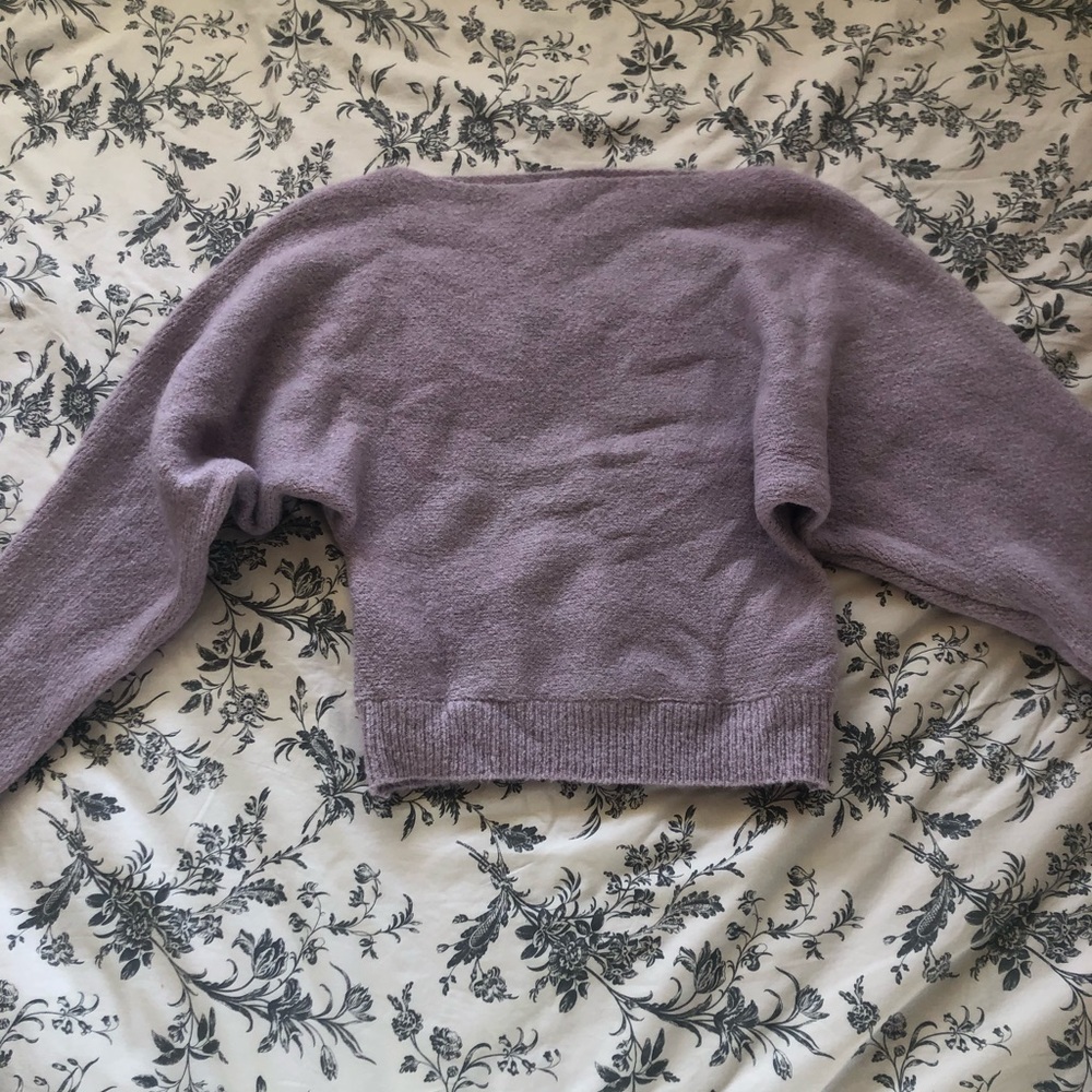 Forever 21 soft lavender sweater
